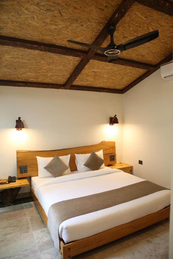 Granny'S Den Resort Rajpur Экстерьер фото